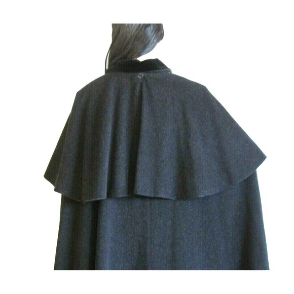 Designer Dario Italy Grey/Black Velvet Collar 100% Wool Long Cape Size M/L - Picture 3 of 11